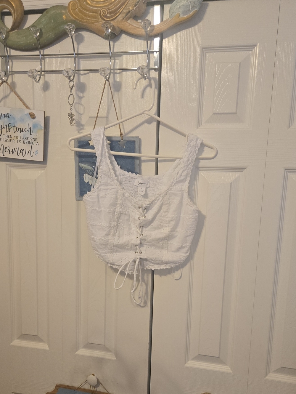 Japna White Lace-Up Eyelash-Trim Cropped Camisole